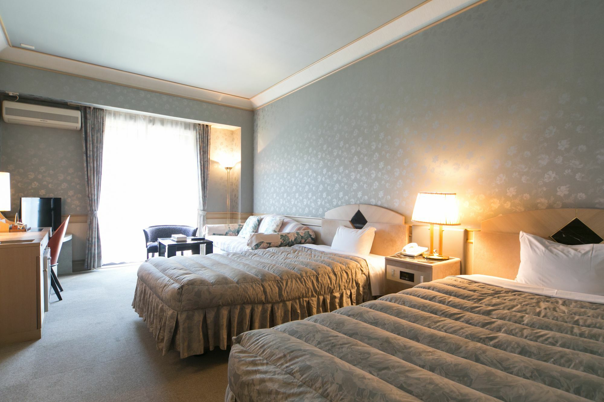 Kishutetsudo Karuizawa Hotel Цумаґой Екстер'єр фото