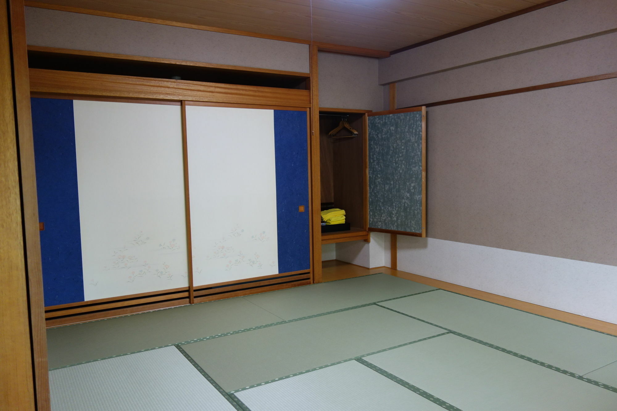 Kishutetsudo Karuizawa Hotel Цумаґой Екстер'єр фото
